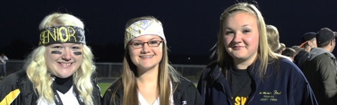 3_seniors_homecoming_game_spirit_week 3_seniors_homecoming_game_spirit_week